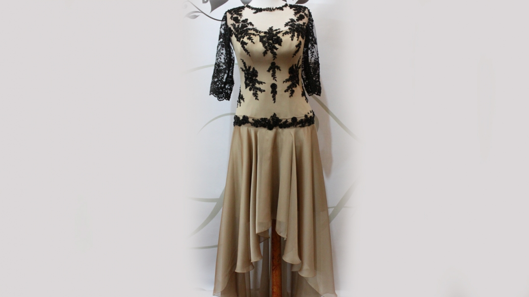 La tenue ideale pour la mere des maries : une creation sur mesure a Geneve, Lyon et Annecy