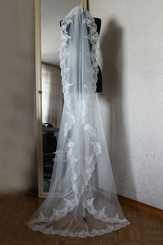 Voile de mariee 1 couche avec bordure en dentelle LILIYA ATELIER #907