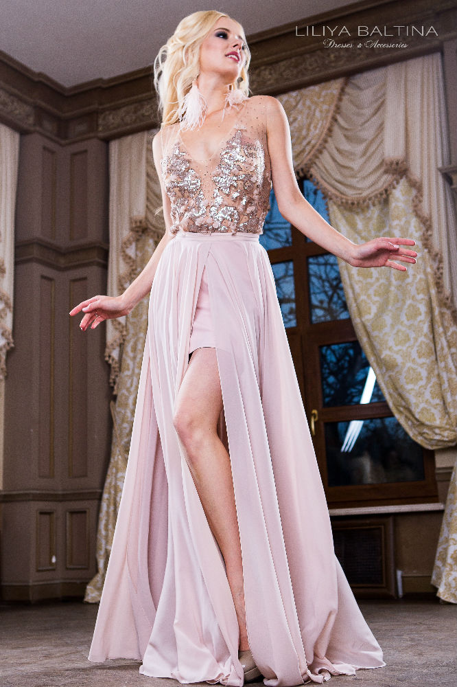 Robe Transformer LILIYA ATELIER #35